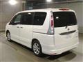 2011 Nissan Serena