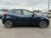 2016 Mazda Demio