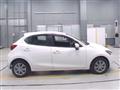2017 Mazda Demio