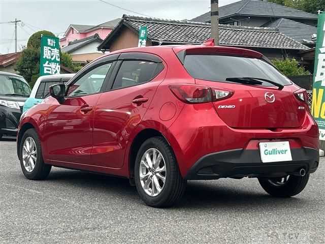 2016 Mazda Demio