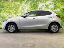 2017 Mazda Demio