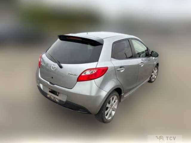 2014 Mazda Demio