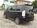 2013 Toyota Voxy