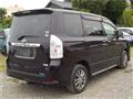 2013 Toyota Voxy