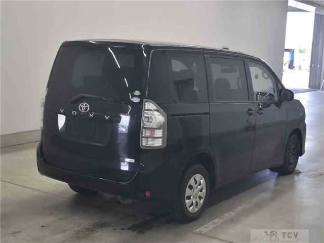 2013 Toyota Voxy