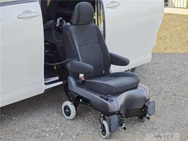 2010 Toyota Voxy