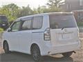 2010 Toyota Voxy