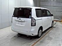 2008 Toyota Voxy