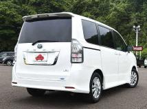 2012 Toyota Voxy