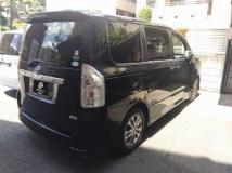 2011 Toyota Voxy
