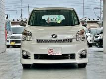 2013 Toyota Voxy