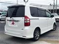 2010 Toyota Noah
