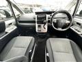 2010 Toyota Noah
