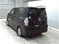 2007 Toyota Voxy