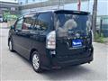 2010 Toyota Voxy