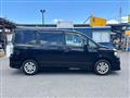2010 Toyota Voxy