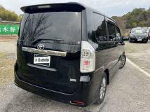 2012 Toyota Voxy
