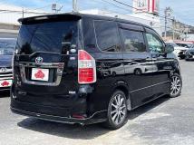 2009 Toyota Noah