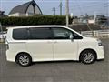 2010 Toyota Voxy