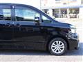 2010 Toyota Voxy