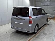 2009 Toyota Noah