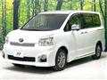 2013 Toyota Voxy