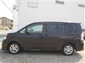 2013 Toyota Voxy
