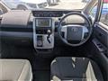 2007 Toyota Noah