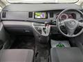 2010 Toyota Isis