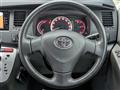 2010 Toyota Isis