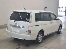 2014 Toyota Isis