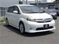 2011 Toyota Isis