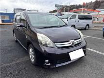 2013 Toyota Isis