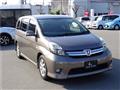 2011 Toyota Isis