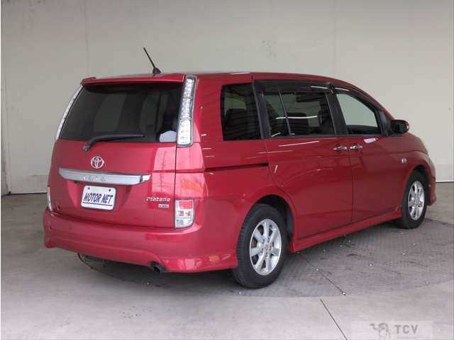 2012 Toyota Isis