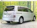 2011 Toyota Isis