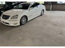 2004 Toyota Crown Majesta