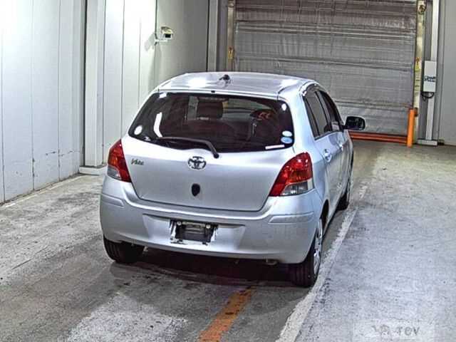 2010 Toyota Vitz