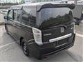 2013 Honda Step WGN