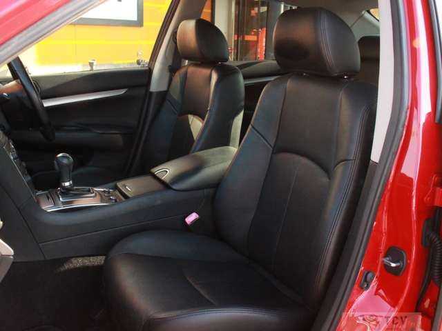2011 Nissan Skyline