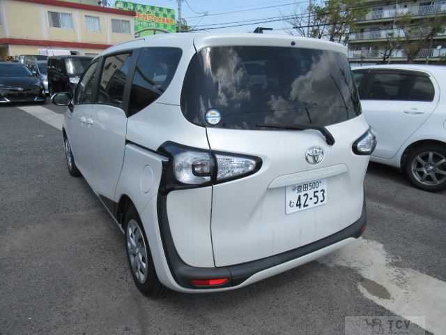 2017 Toyota Sienta