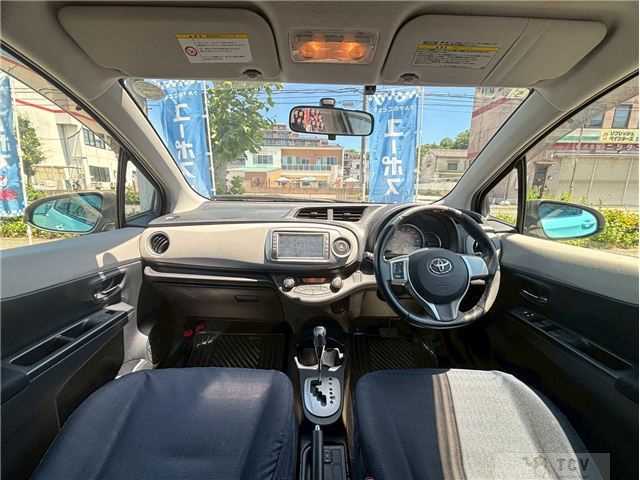 2011 Toyota Vitz