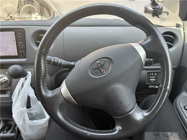 2011 Toyota Sienta