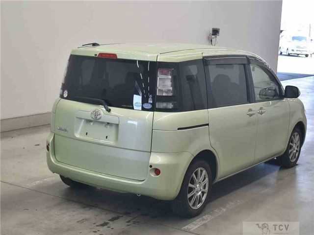 2013 Toyota Sienta