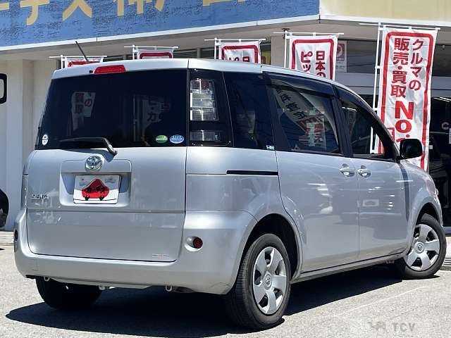 2012 Toyota Sienta