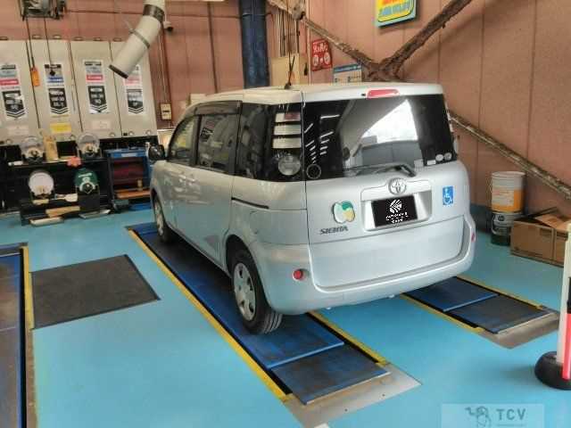 2008 Toyota Sienta