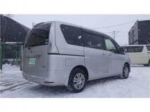 2015 Nissan Serena