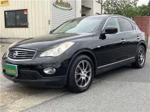 2010 Nissan SKYLINE CROSSOVER
