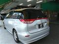 2006 Toyota Estima