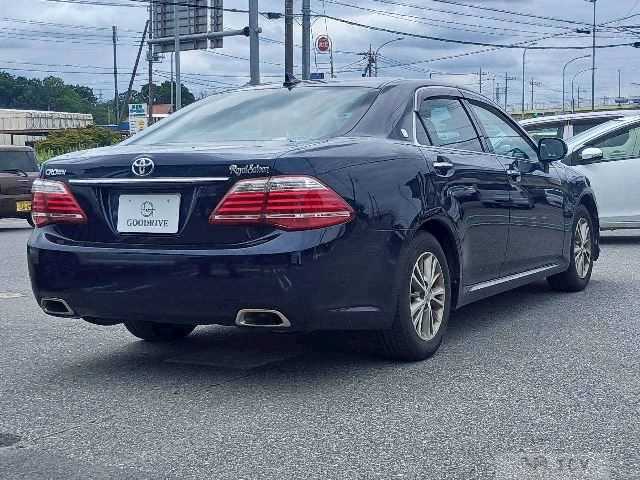 2010 Toyota Crown